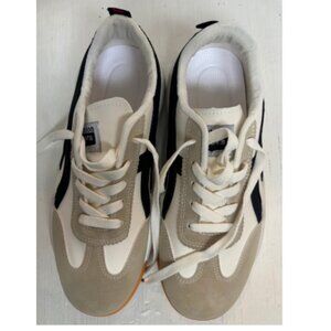 Beige and Black Women's Sneakers, size 8/8.8